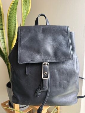 Coach Vintage Hampton Legacy Smooth Black Leather Backpack 9827